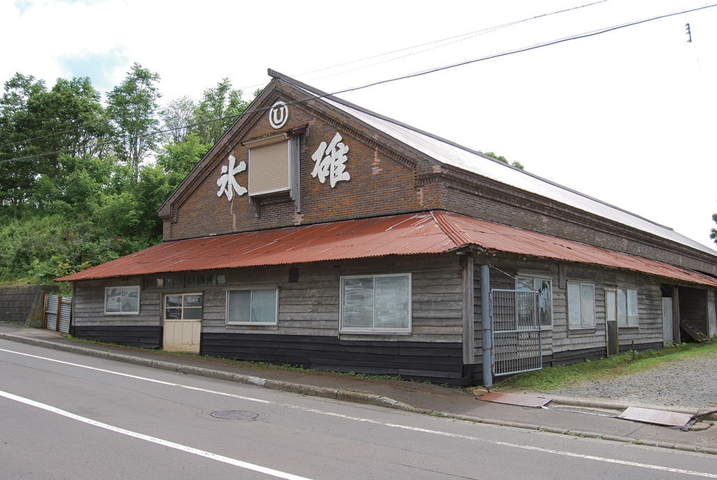 09-4-碓氷勝三郎商店の酒蔵(提供_標津町教育委員会)-min